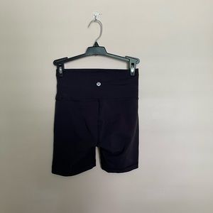 Wunder Train High Rise Shorts 4”